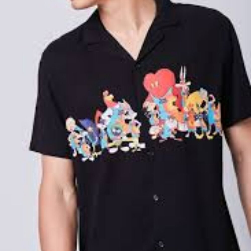 Men's NWT Space Jam A New Legacy Button Up Shirt Size Small